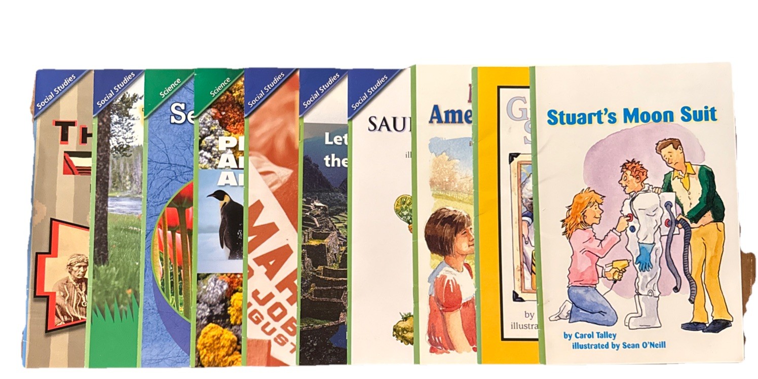 LOT OF 10: Pearson Scott Foreman Reading Street Paperback LIKE NEW!