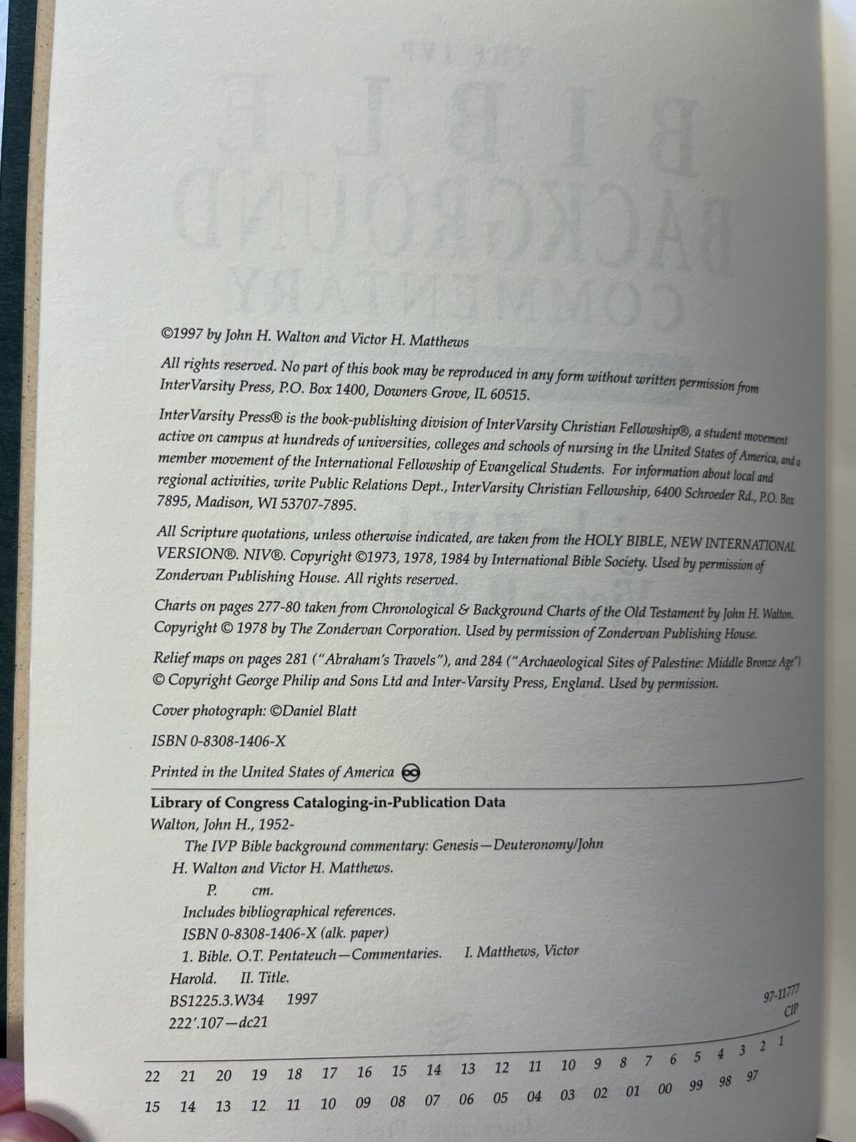 The IVP Bible Background Commentary : Genesis – Deuteronomy by Victor H….