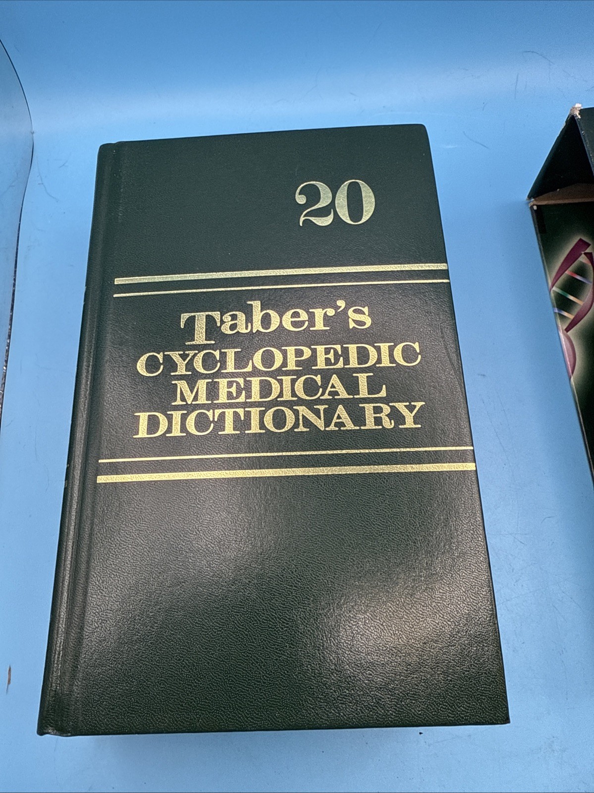 Taber’s Cyclopedic Medical Dictionary : Thumb-Indexed Version by Donald Venes