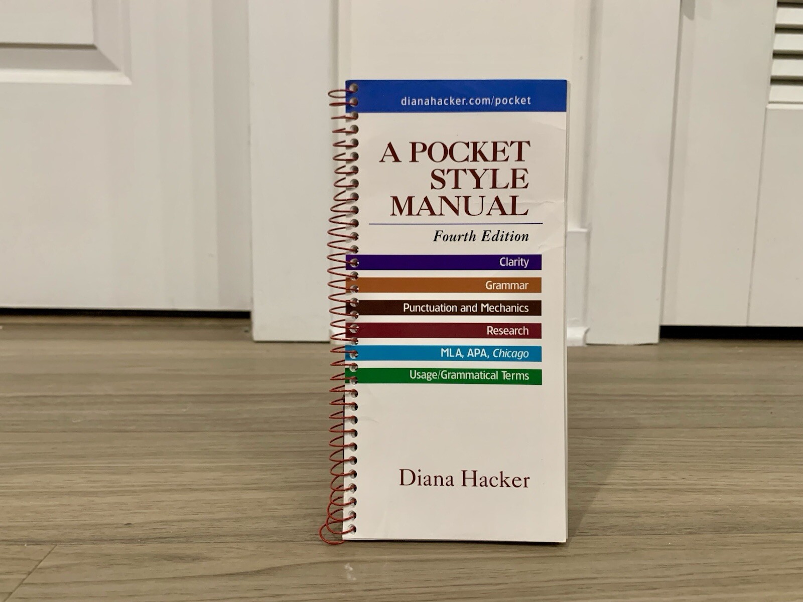 A Pocket-Style Manual (4th Edition) by Diana Hacker (2003, Trade Paperback)