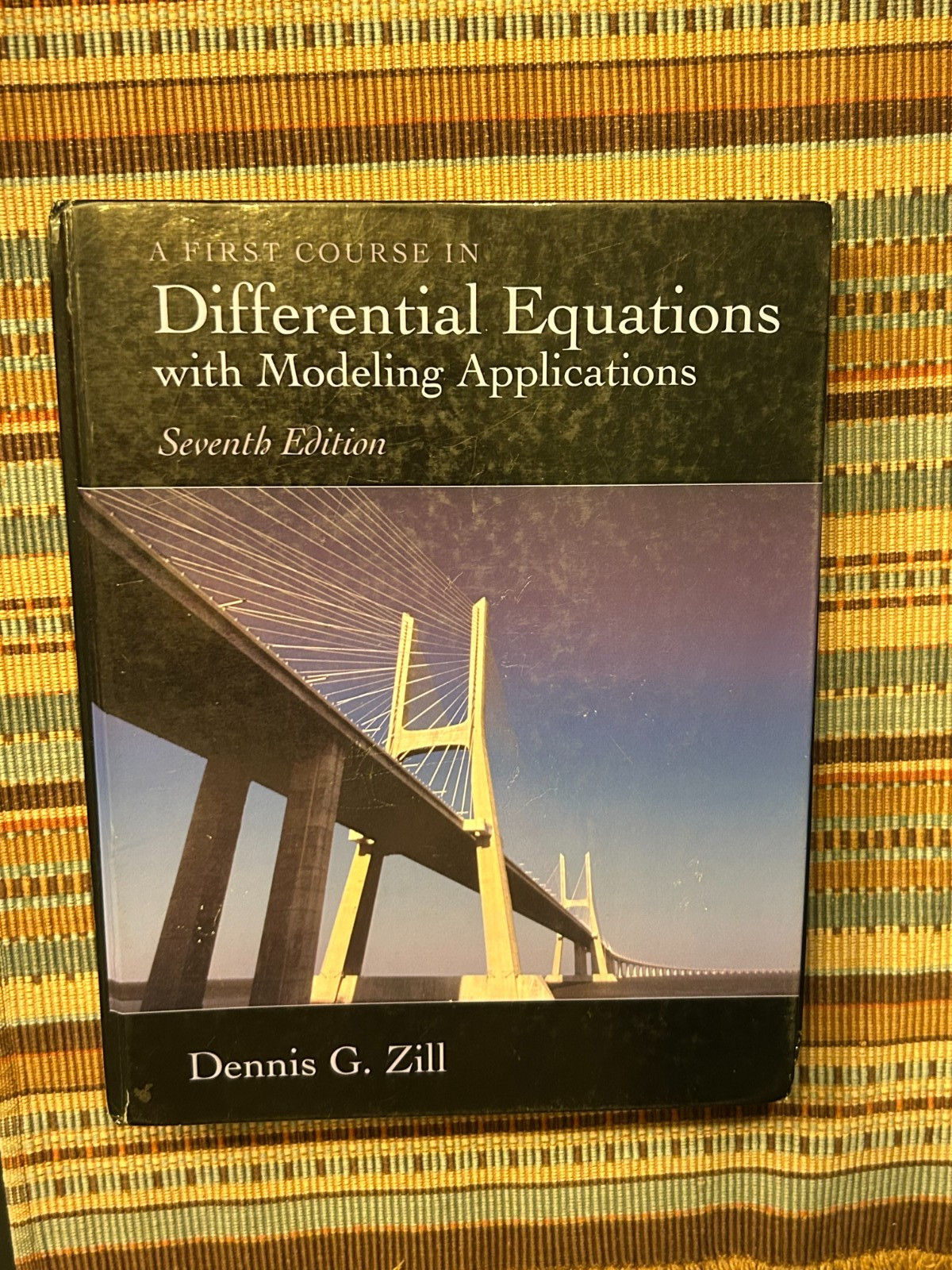 Differential Equations with Modeling Applications – 2001 – Dennis Zill – 7th Ed