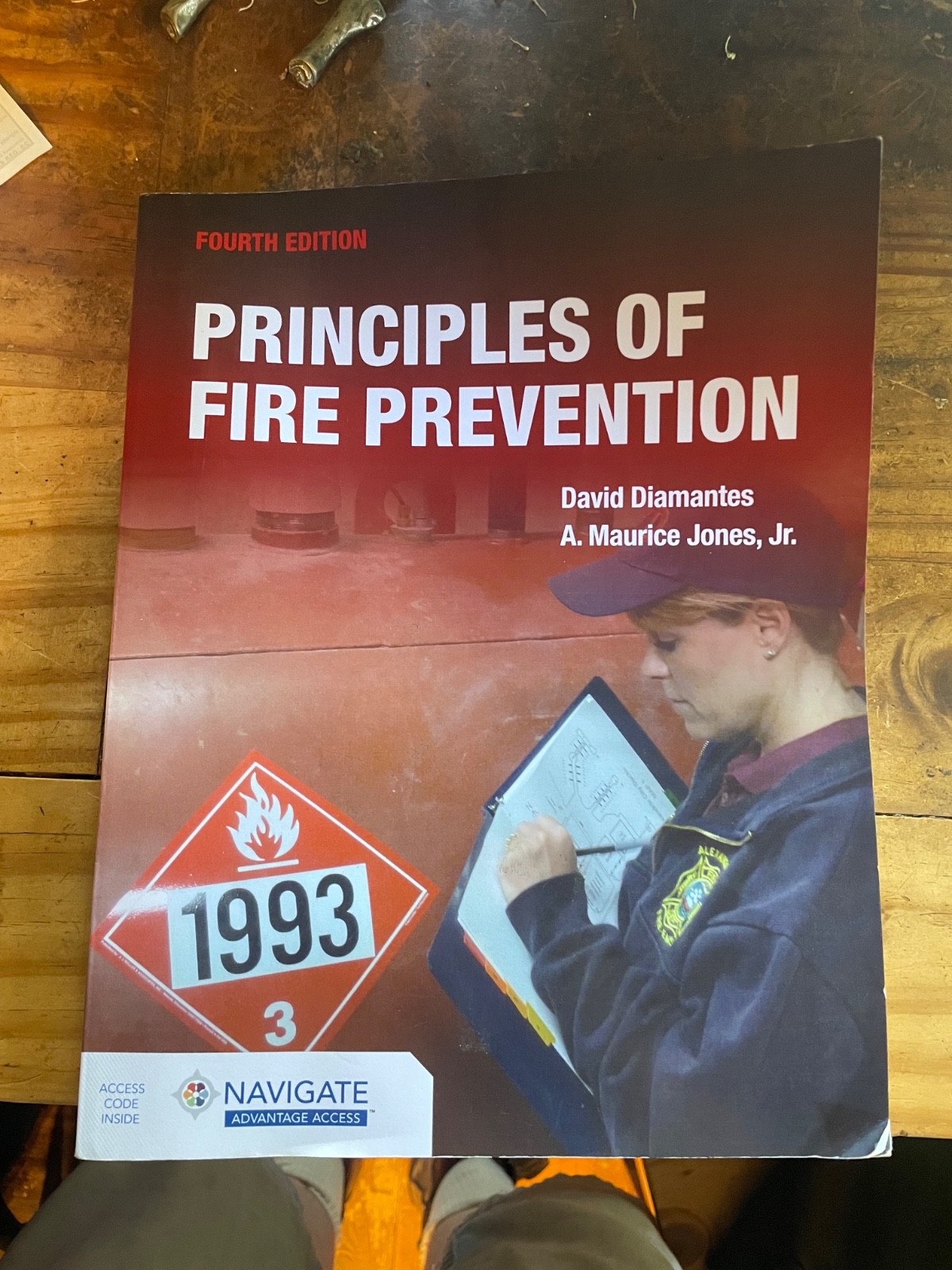 Jones & Bartlett Principles of Fire Prevention 4th PB 2017 + Access Code