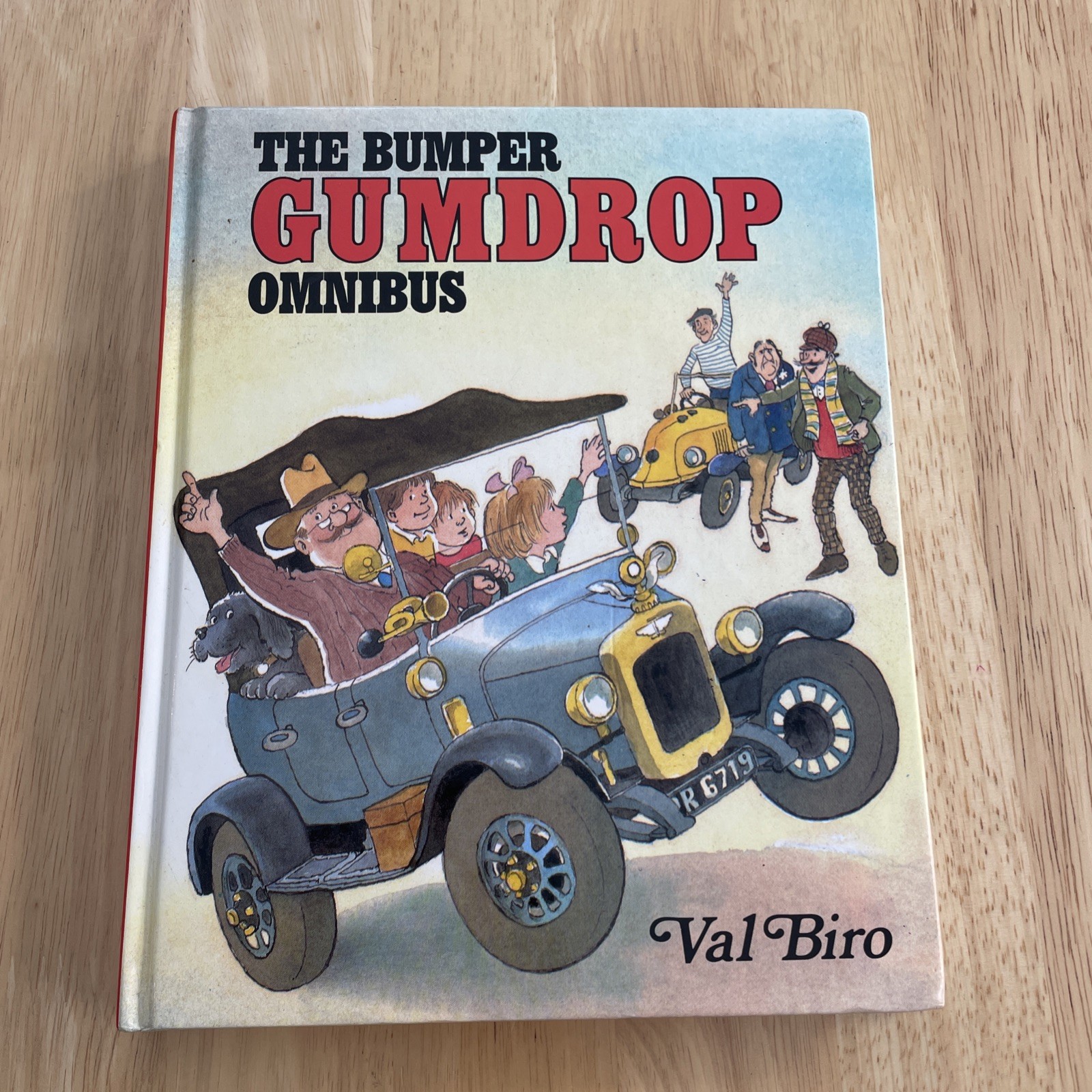 1989 VAL BIRO THE BUMPER GUMDROP OMNIBUS HODDER & STOUGHTON VG CON.