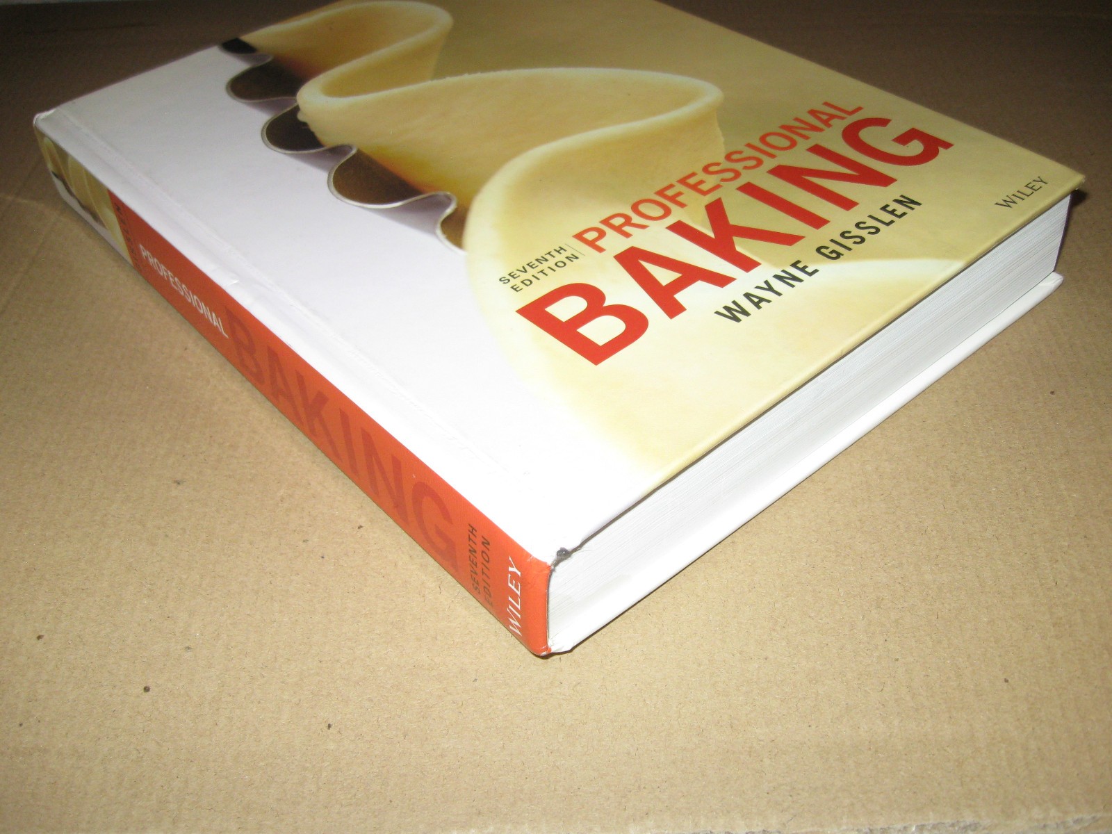 Professional Baking – 7th Edition – Wayne Gisslen (2016, Hardcover) – NO CODE