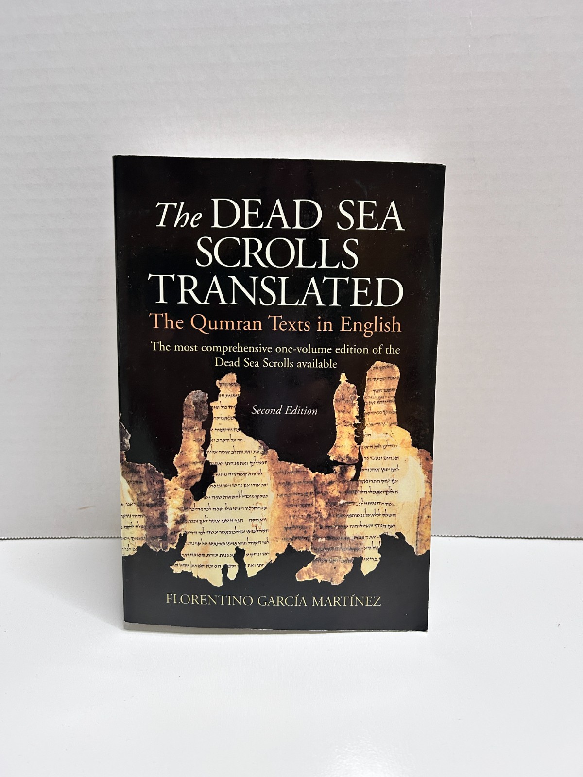 The Dead Sea Scrolls Translated The Qumran Texts in English Second Edition Pbk