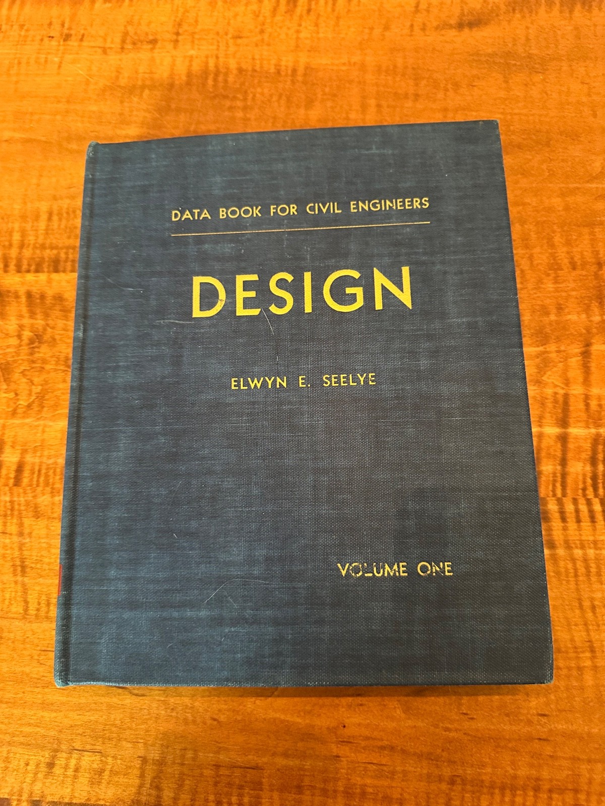 Data Book for Civil Engineers, Design, Vol. 1, Elwyn E. Seelye (1955)