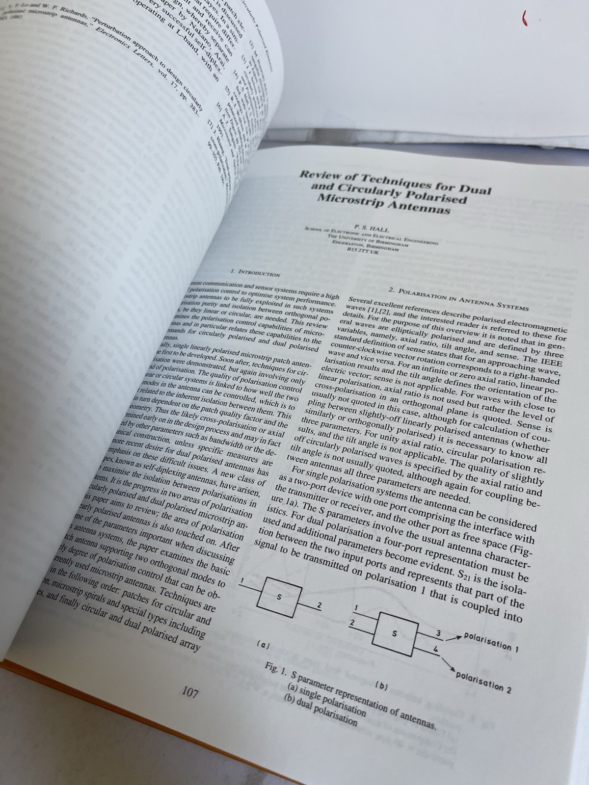 Microstrip Antennas : The Analysis and Design of Microstrip Antennas and Arrays