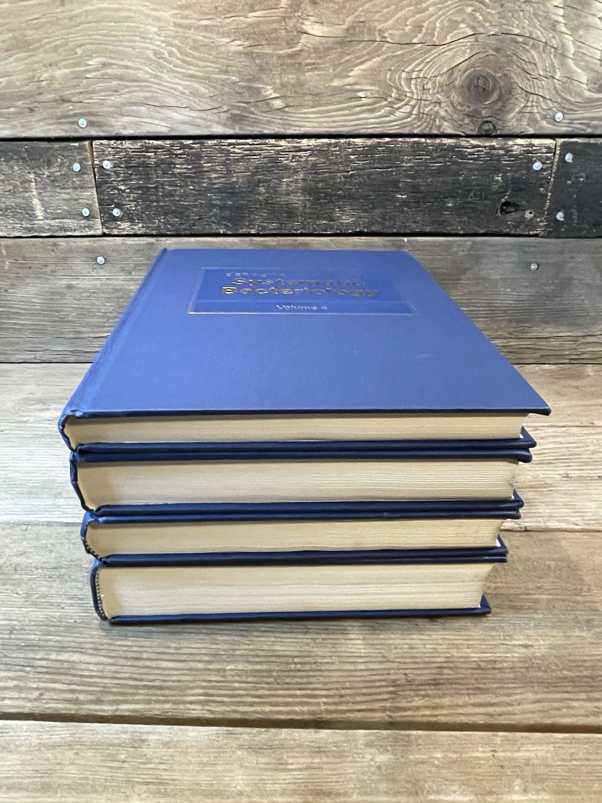 Bergey’s Manual of Systematic Bacteriology Volumes 1-4 (Hardcover) Read