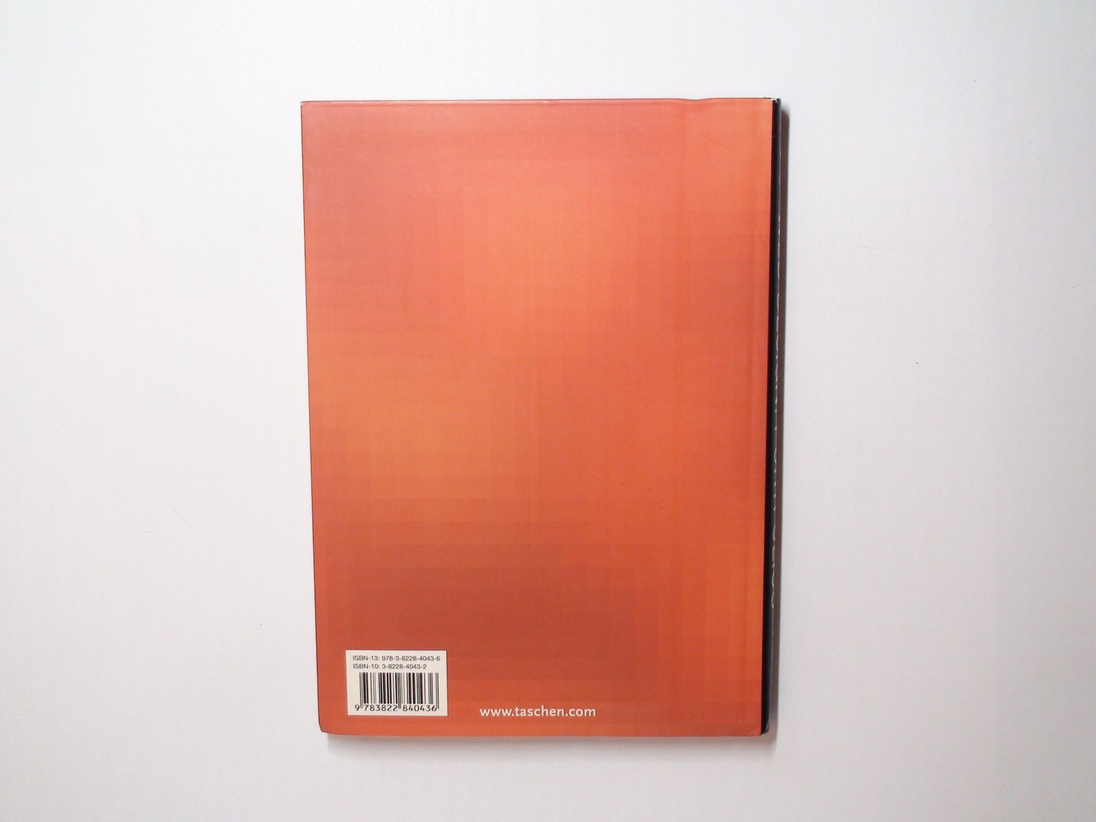 2005, Web Design: Portfolios by Julius Wiedemann, 1st Ed, Softcover, Illustrated