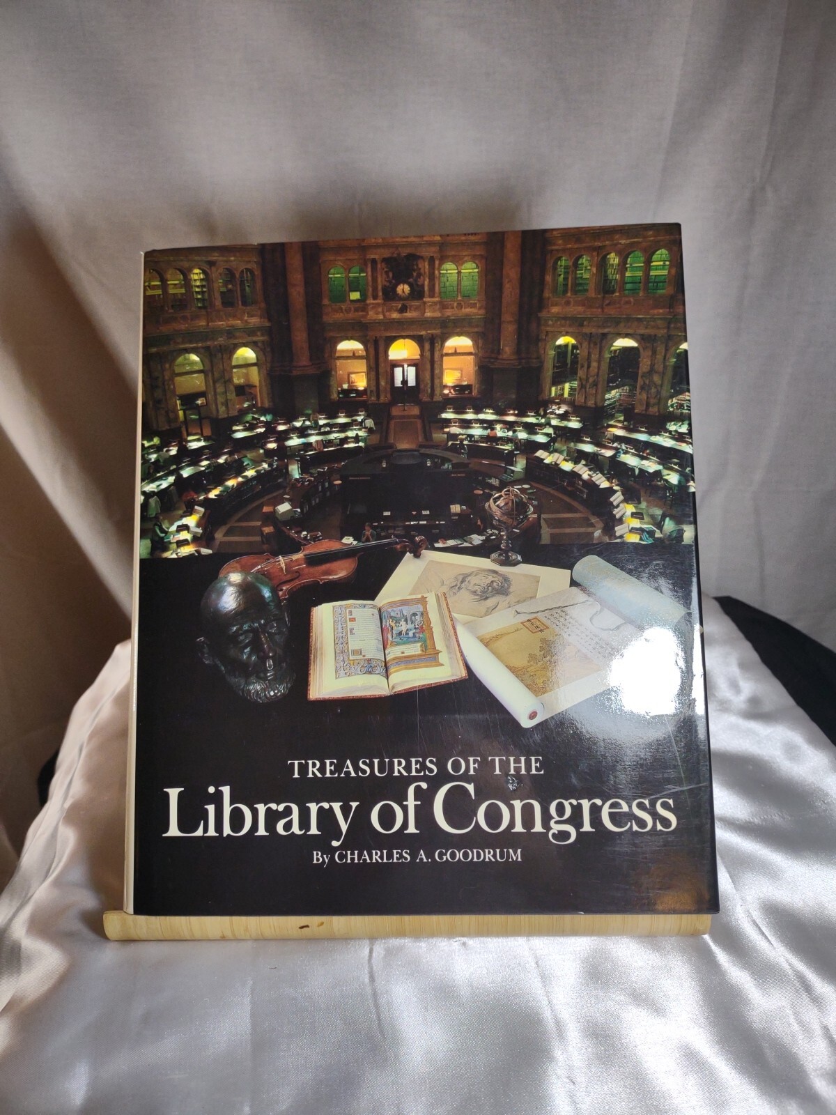 “Treasures Of The Library Of Congress” By Charles Goodrum Hardcover Lg….