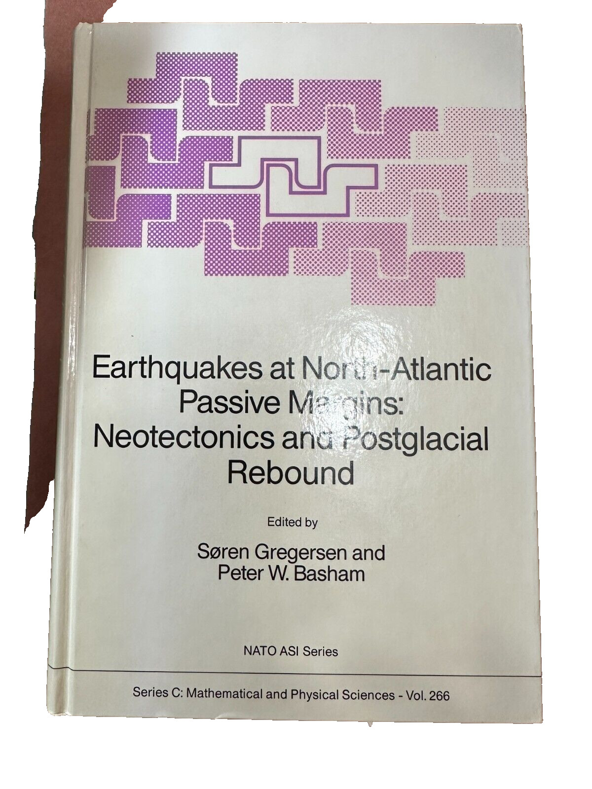 Earthquakes at North-Atlantic Passive Margins: Neotectonics and Postglacial-1985