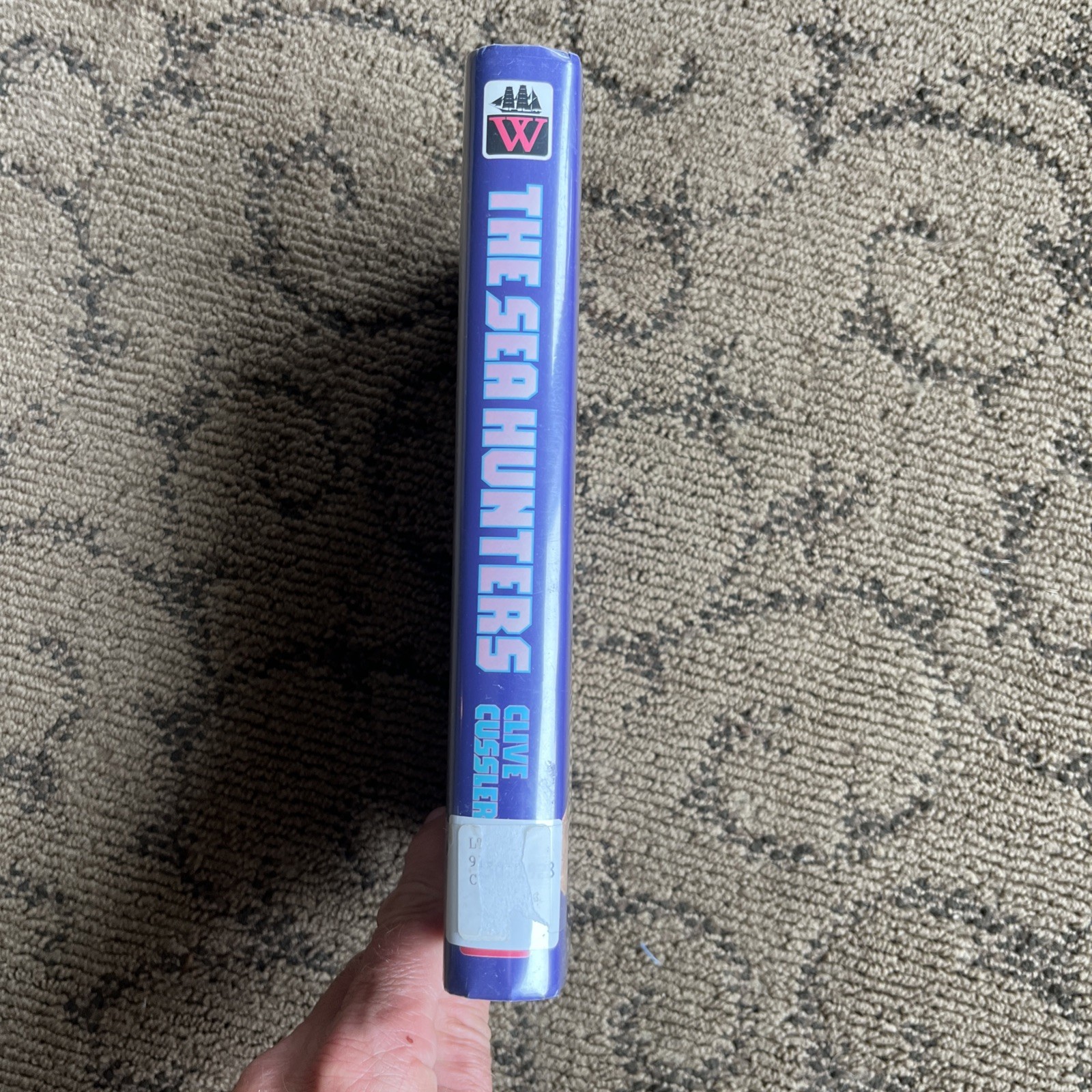 The Sea Hunters : True Adventures with Famous Shipwrecks HCDJ Large Print Ed EUC