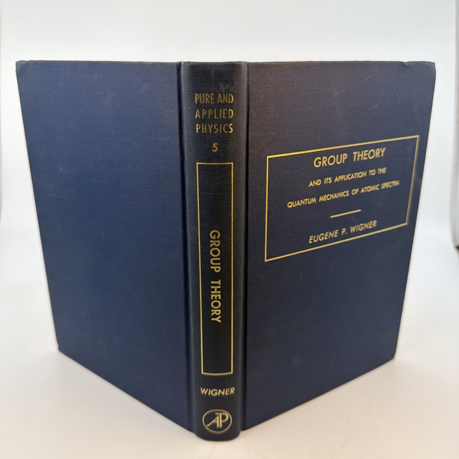 Group Theory Quantum Mechanics Atomic Spectra Eugene P Wigner HC (AZ39)